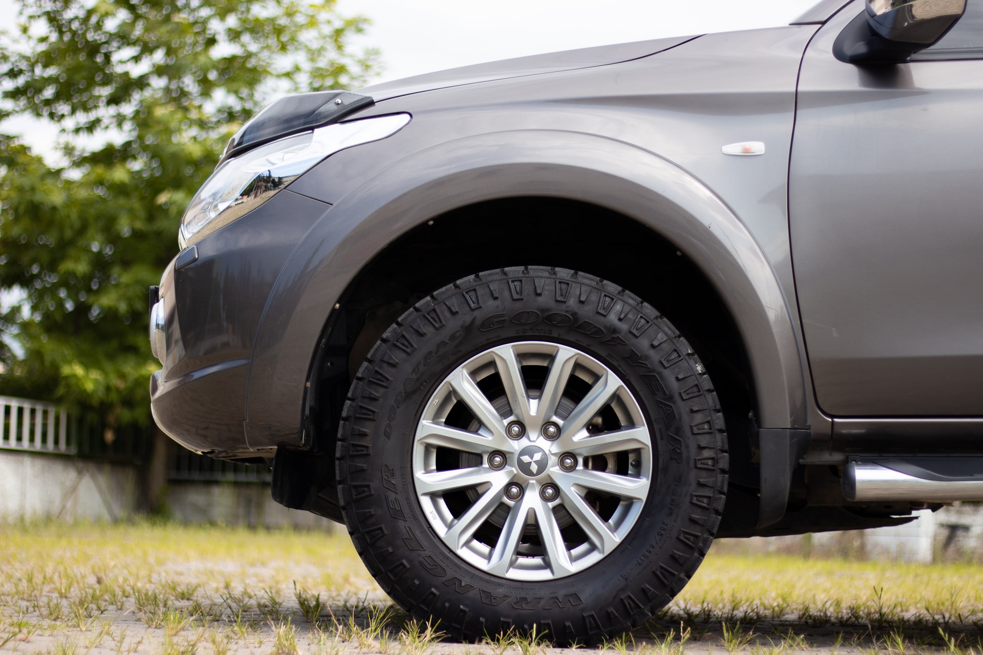 Year-round or seasonal tires?