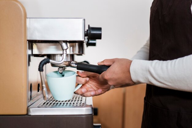 How Can the Right Coffee Machine Enhance Your Brewing Experience?