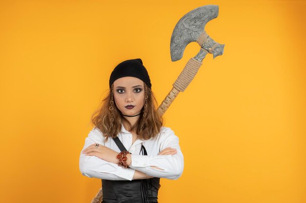 Empowering Female Characters in Tabletop RPGs Through Miniature Design