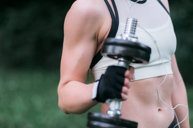 How Do Peptides and SARMs Enhance Athletic Performance Safely?